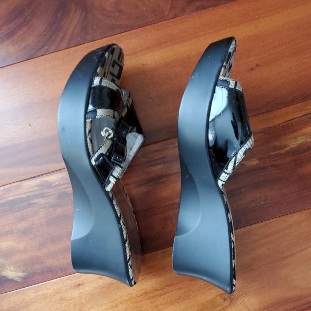 Shoes - Picture 3 of 3